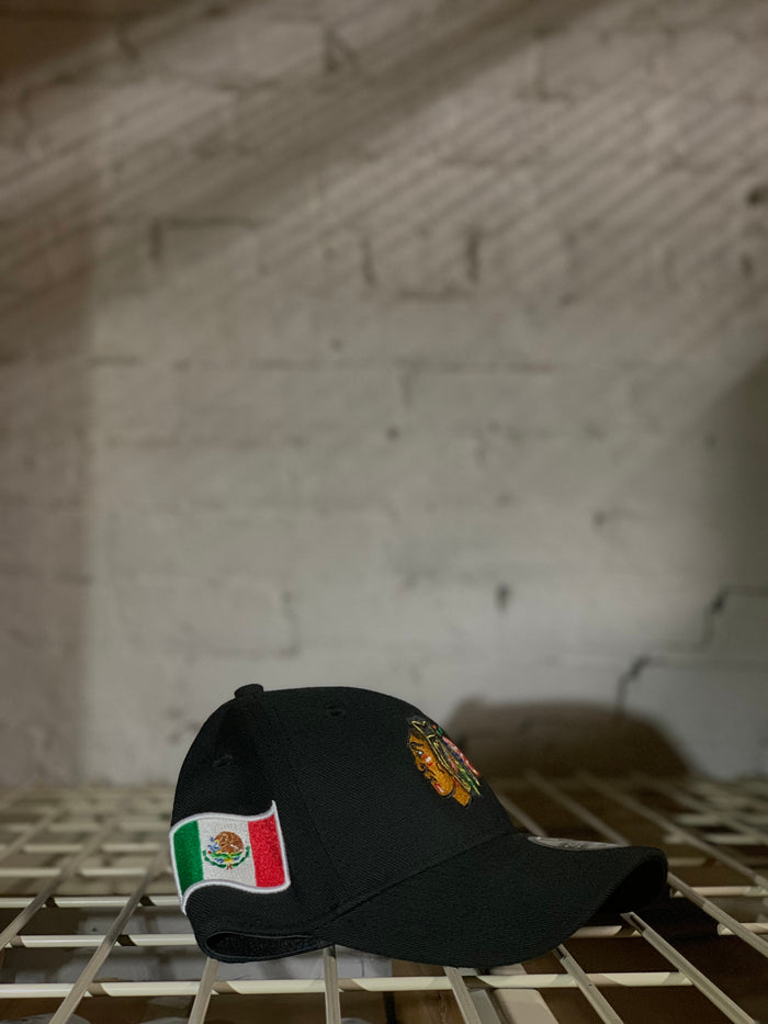 Blackhawks Mexican Heritage 39Thirty Stretch by New Era-1