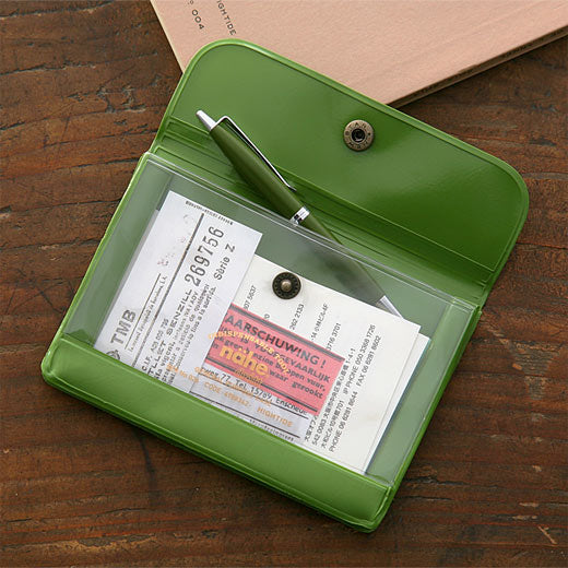 Nahe Pouch - Lifestyle