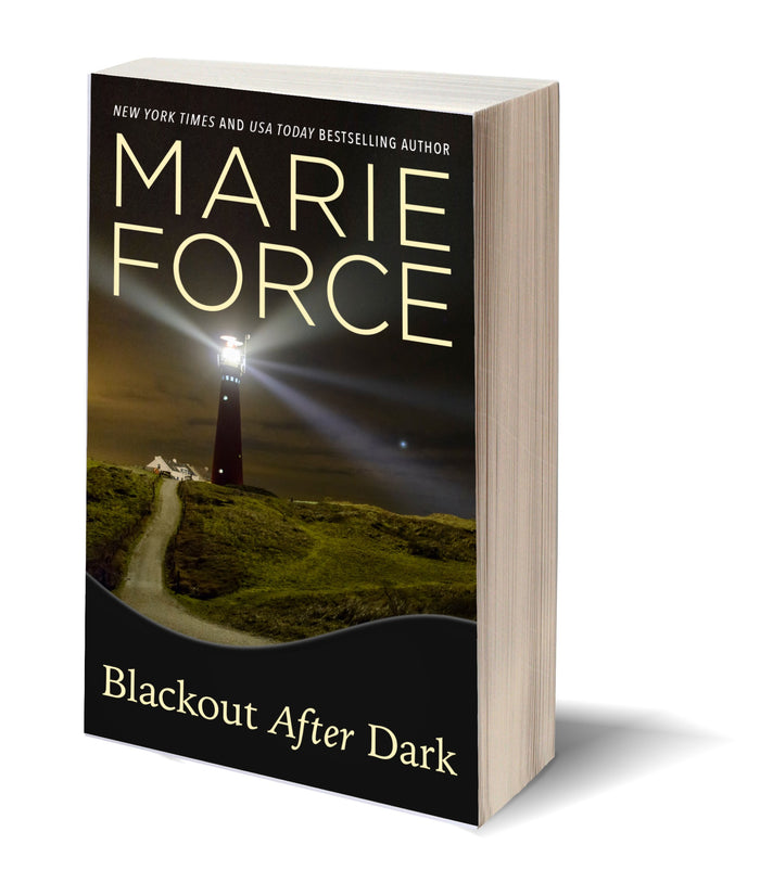 PAPERBACK US Readers: Blackout After Dark, Book 23, Gansett Island Series