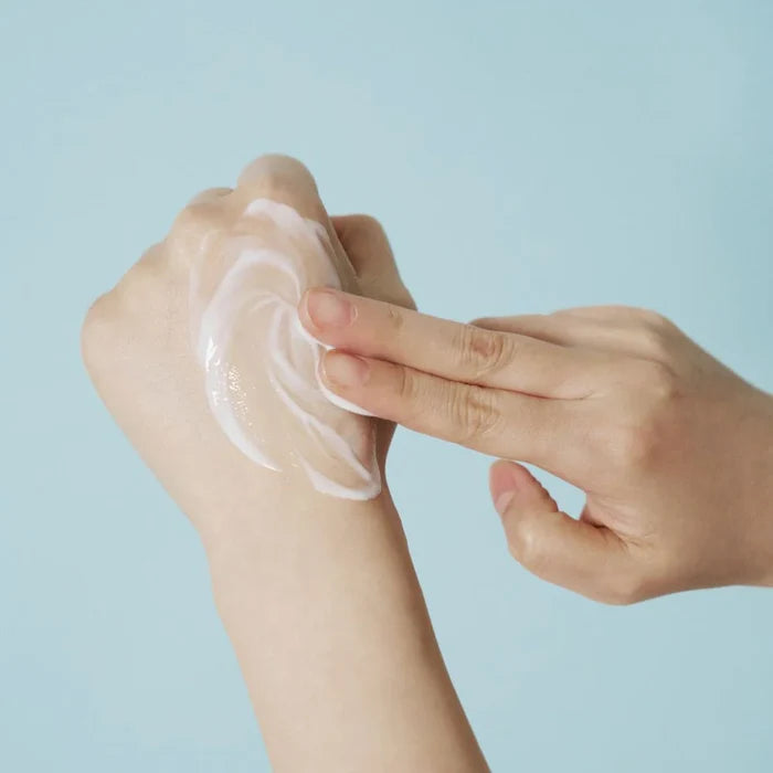 SKIN1004 Madagascar Centella Hyalu Cica Gentle Cleansing Milk