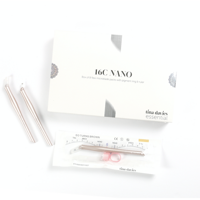 16 Curved Nano Blade from Tina Davies essential  (Box of 8)