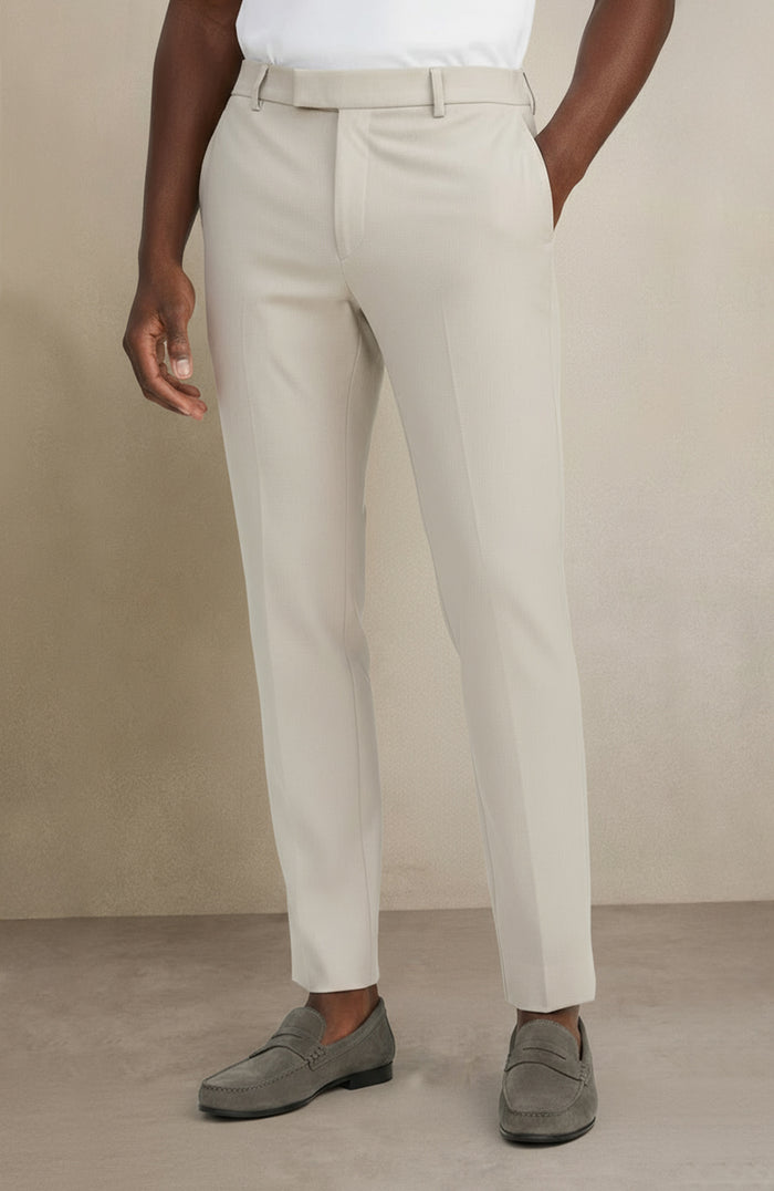 Model is 6'1, Inseam 74cm wearing size W30