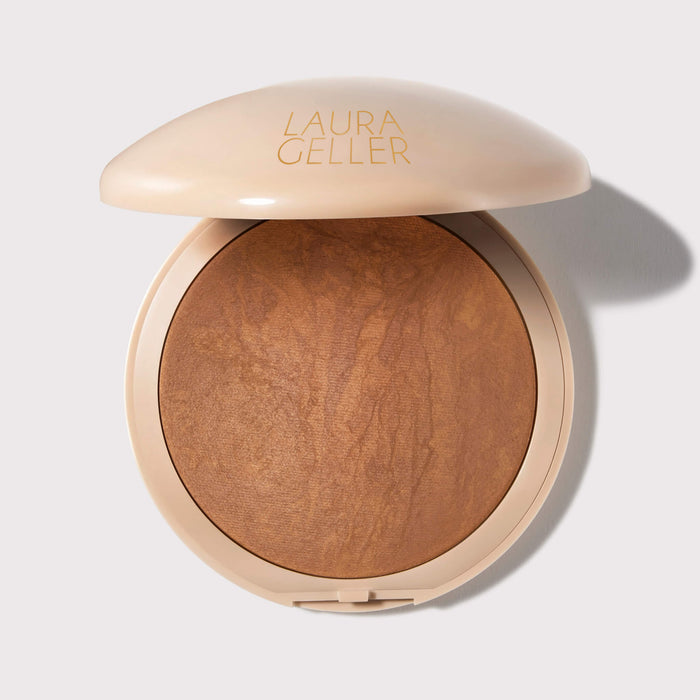 Baked Illuminating Face + Body Bronzer After Sunset Soldier