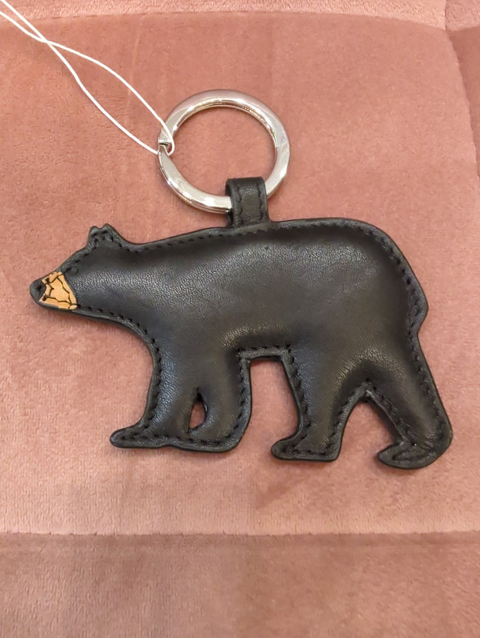 ili New York Bear Key Fob keychain with a cute bear design on a metal loop, perfect for attaching to keys or bags.