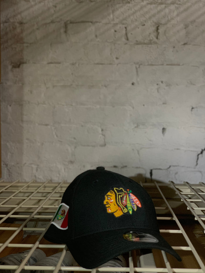 Blackhawks Mexican Heritage 39Thirty Stretch by New Era