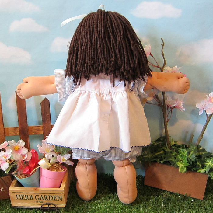Vintage 1985 Cabbage Patch Kids doll with brown yarn hair