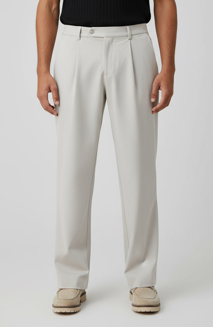 Model is 5'11 with W32, wearing W32
