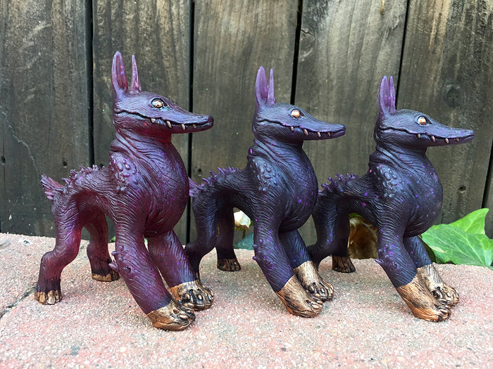 CRAGNOG PAINTED ART TOY- GOLD FEETS!