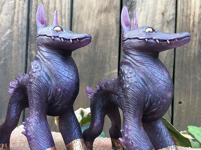 CRAGNOG PAINTED ART TOY- GOLD FEETS!