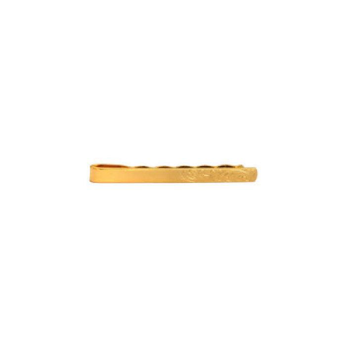 Dalaco Engraved End Design Gold Plated Tie SlideThe Engraved End Design Gold Plated Tie Slide is a sophisticated accessory crafted in England, designed to add a touch of elegance to your attire.
Key Features:


DeTie BarsDalacoTheodore Men's JewelryEngraved End Design