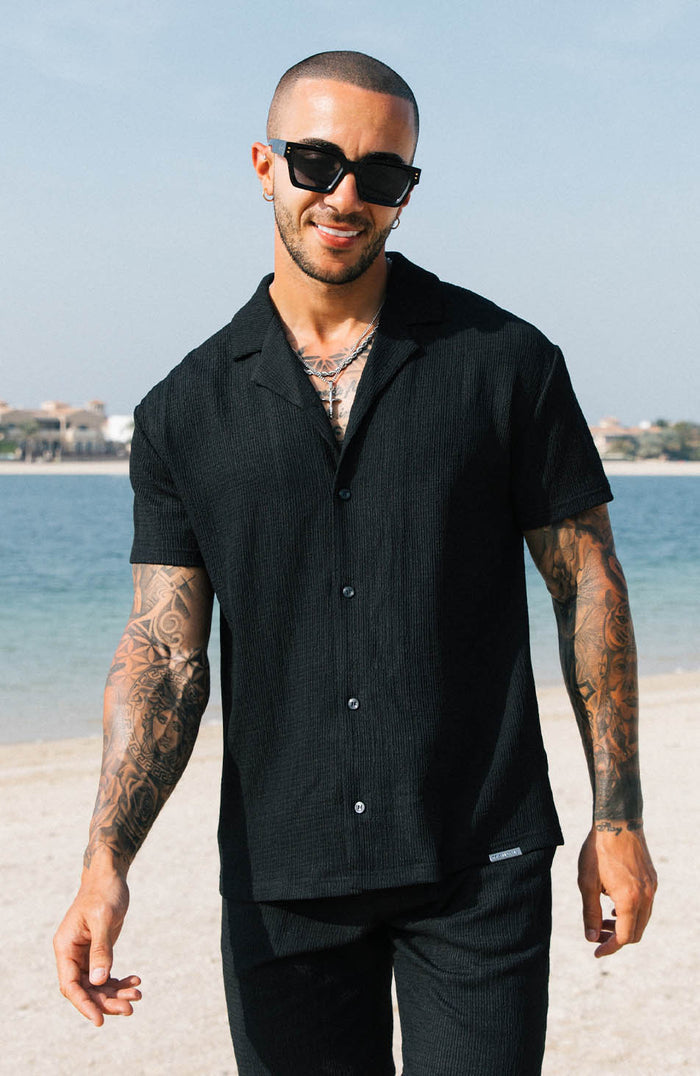 Model is 5'10 wearing size Medium