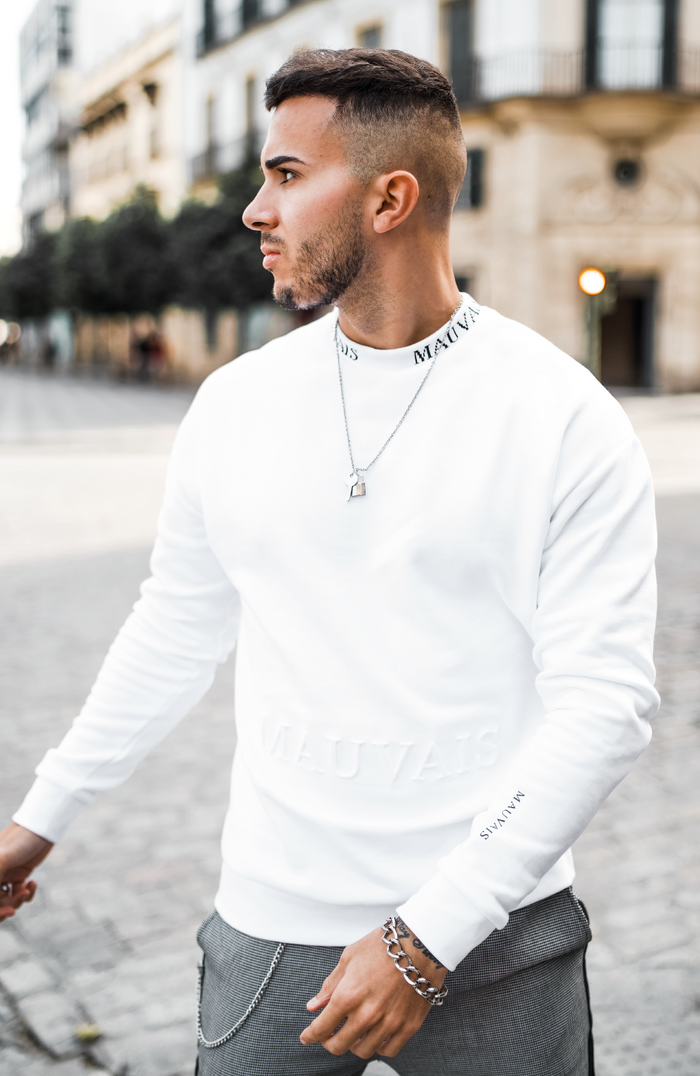 Model is 5'10 wearing size Medium