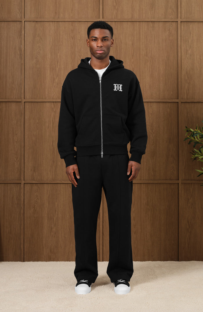 Model is 6ft 2, wearing W34