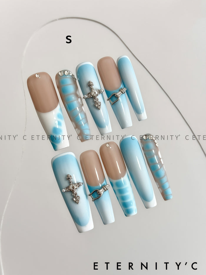 ETERNITY'C Handmade Custom Blue Python Pressed On Wearable Nails T4989