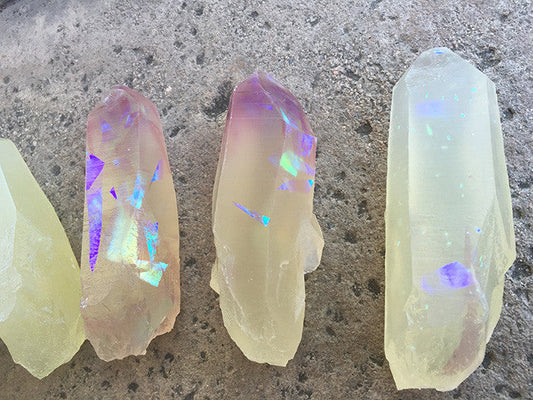 GARDEN CRYSTAL- CAST URETHANE GLOW IN THE DARK- IRIDESCENTS (PURPLES N MORE)