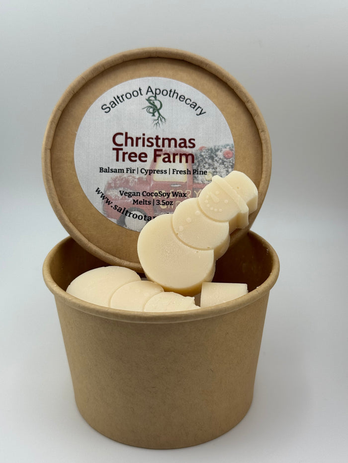 Hand-Poured Holiday Wax Melts to Fill Your Home With Cheer