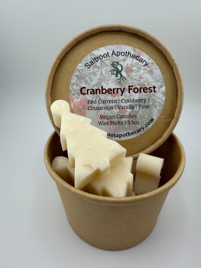 Hand-Poured Holiday Wax Melts to Fill Your Home With Cheer