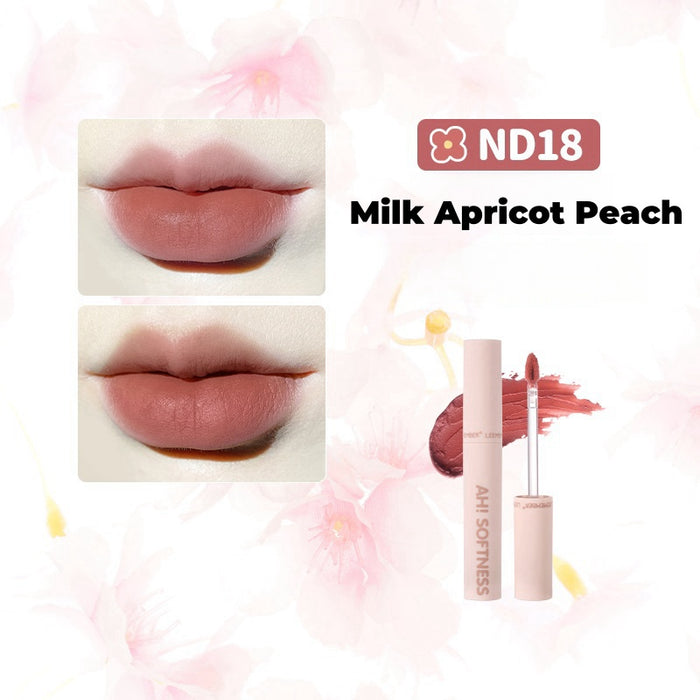 LEEMEMBER Little Bear Collection Silky Velvet Matte Lip Mud T4329