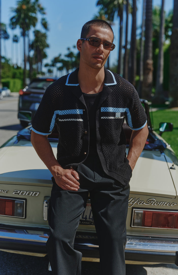 Model is 6'0 with a chest 39", wearing size M