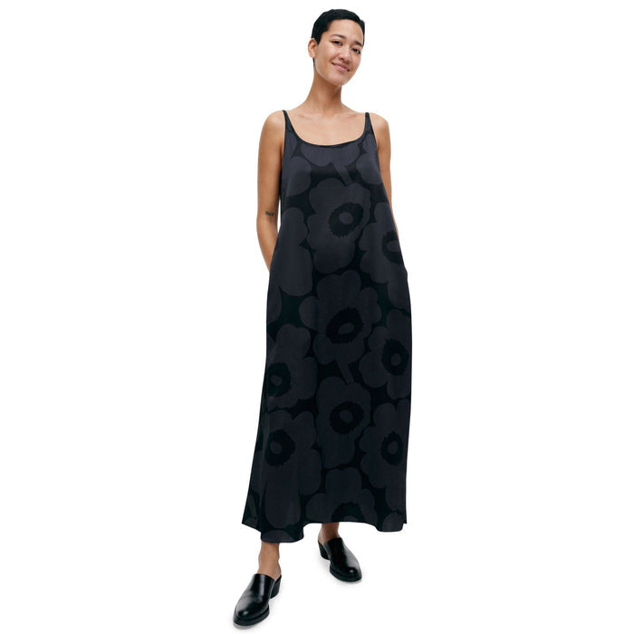 Marimekko Seurassa Unikko Satin Dress, Black & Grey Eleish Van Breems Home