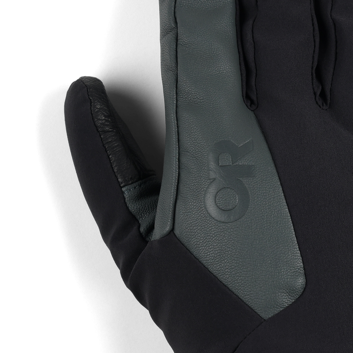Black | C3