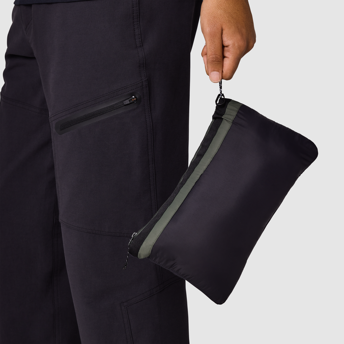 Dark Laurel/Black | B20 :: Packable / This item packs down small, taking up less space in your bag and leaving more room for adventure.