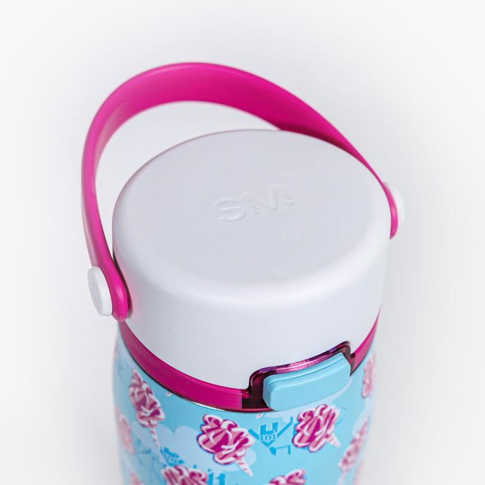 Adult model wearing blue Mesa Sport Water Bottle Home Run Sugar bottle