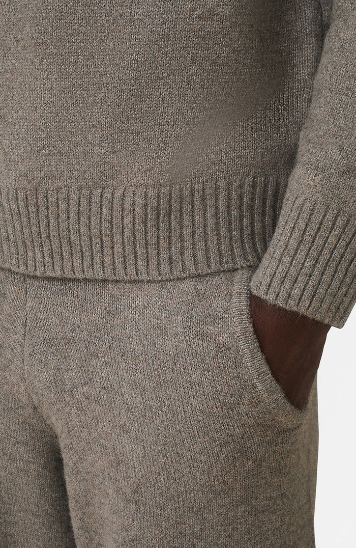 Montreux Knitted Sweatshirt in Beige