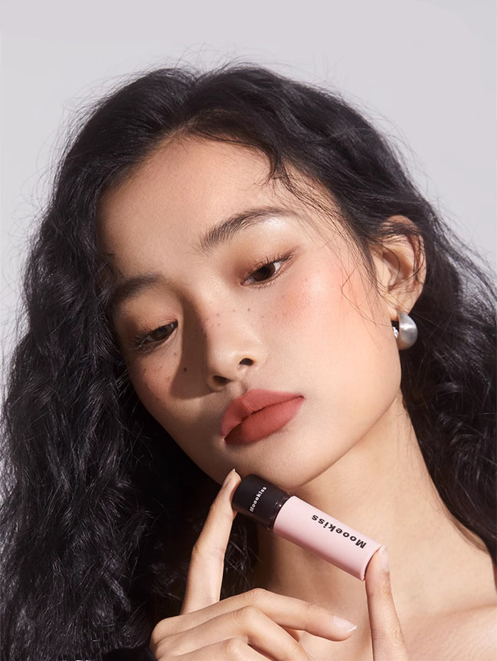 MOOEKISS Long-wear Silky Airy Velvet Matte Lip Mud T4367