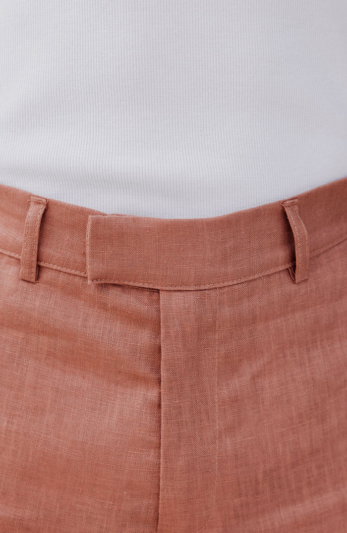 Nammos Pure Linen Tailored Shorts in Canyon