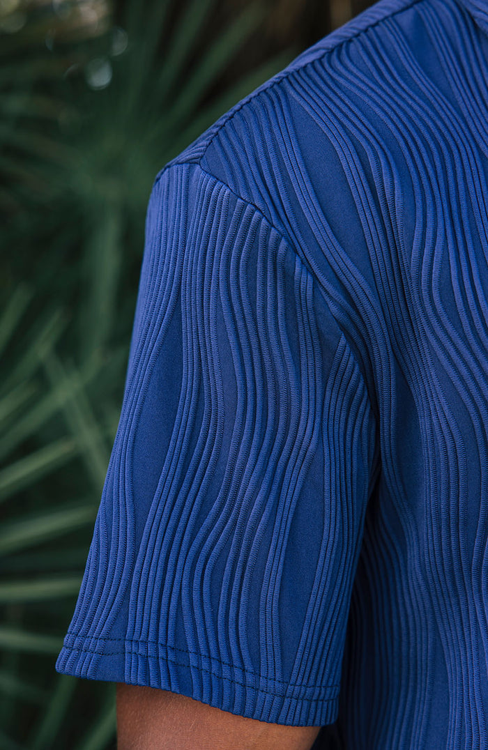 Relaxed Fit Wave Shirt in Navy