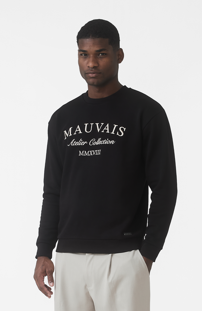 Model is 6'2 with size M chest, wearing a size M