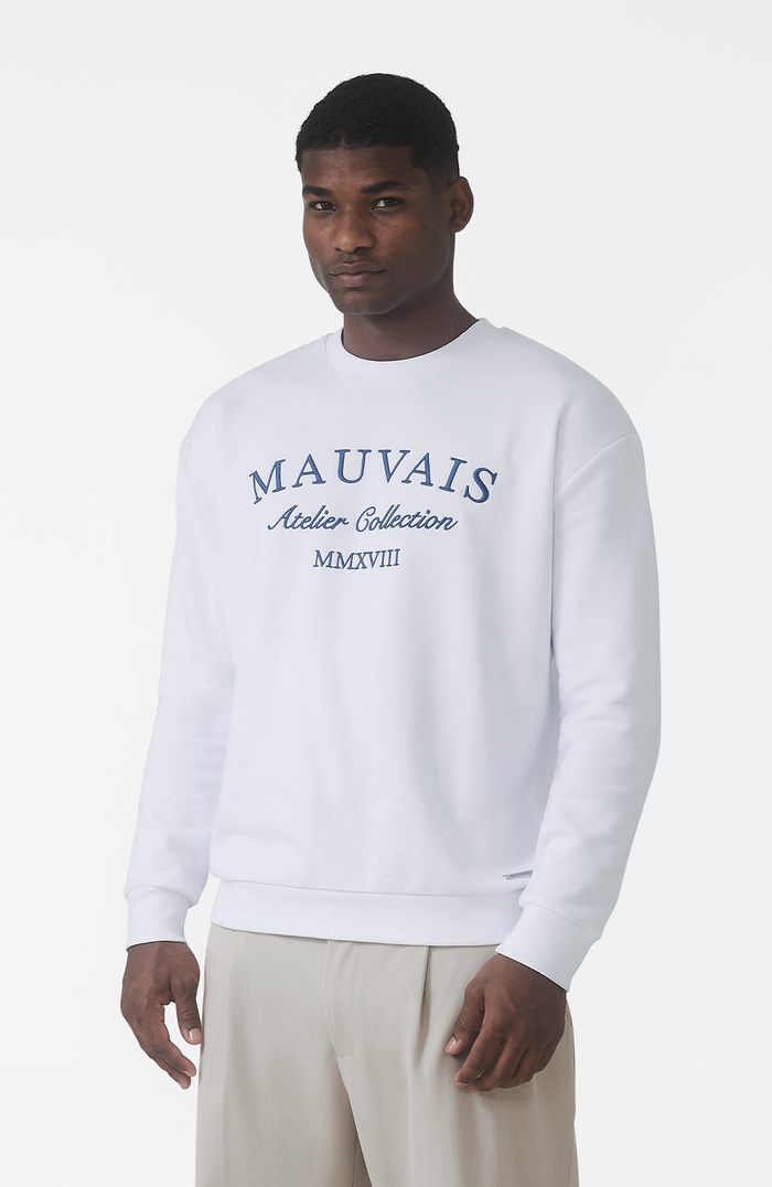 Model is 6'2 with size M chest, wearing a size M