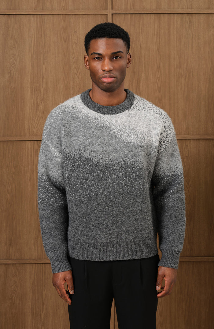 Model is 6ft 2, wearing Medium