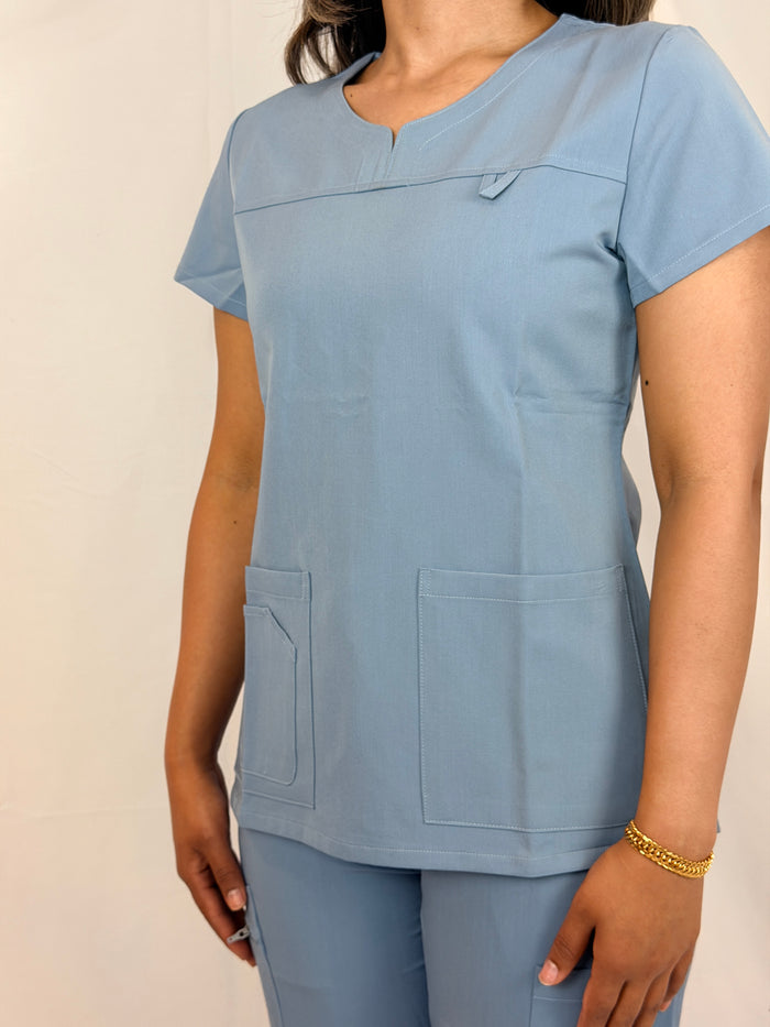 XS (AU 6) / Bluish Grey (Ceil Blue)