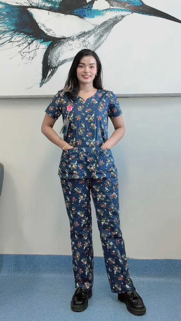 L (AU 12) / Navy Flower print (Cotton)