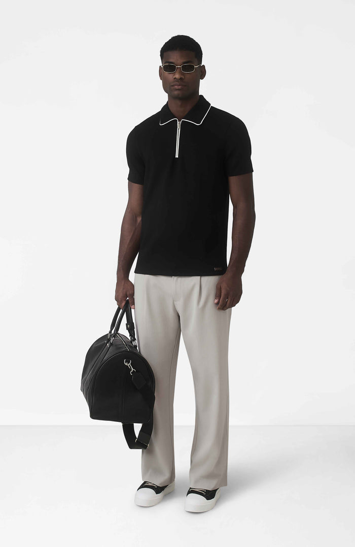 Model is 6'2 with size M chest, wearing a size M