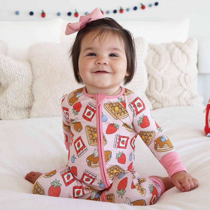 Sweet Stacks Zip Romper | Pink