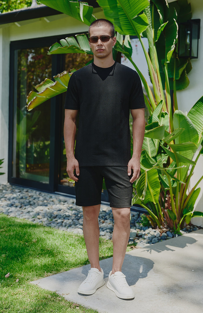 Tanami Textured Stretch Slim Tee in Black