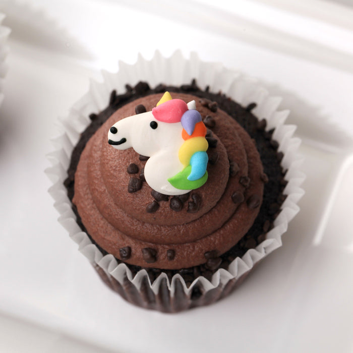Unicorn Royal Icing Toppers for decorating your own cupcakes, chocolates, cookies, cakes, and other desserts. Edible hand piped icing toppers ready to use on your food.