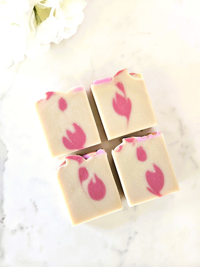 Velvet Rose Radiance | Gift Set