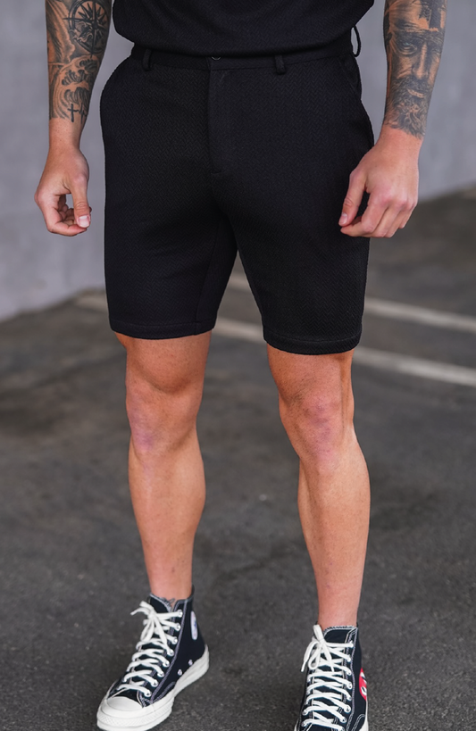 Model is 5' 10 and wears W30